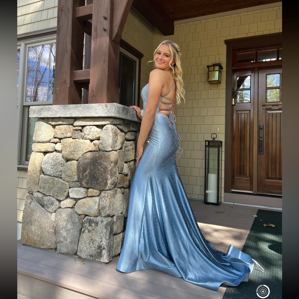 sherri hill prom dress